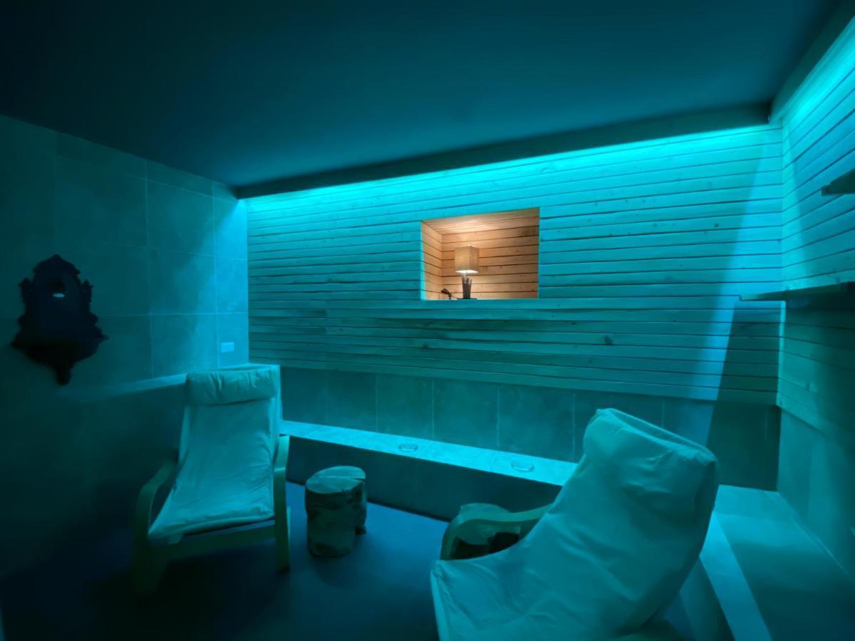 פויג'ה Residenze Romano Ristorante & Spa Albergo Diffuso - White מראה חיצוני תמונה